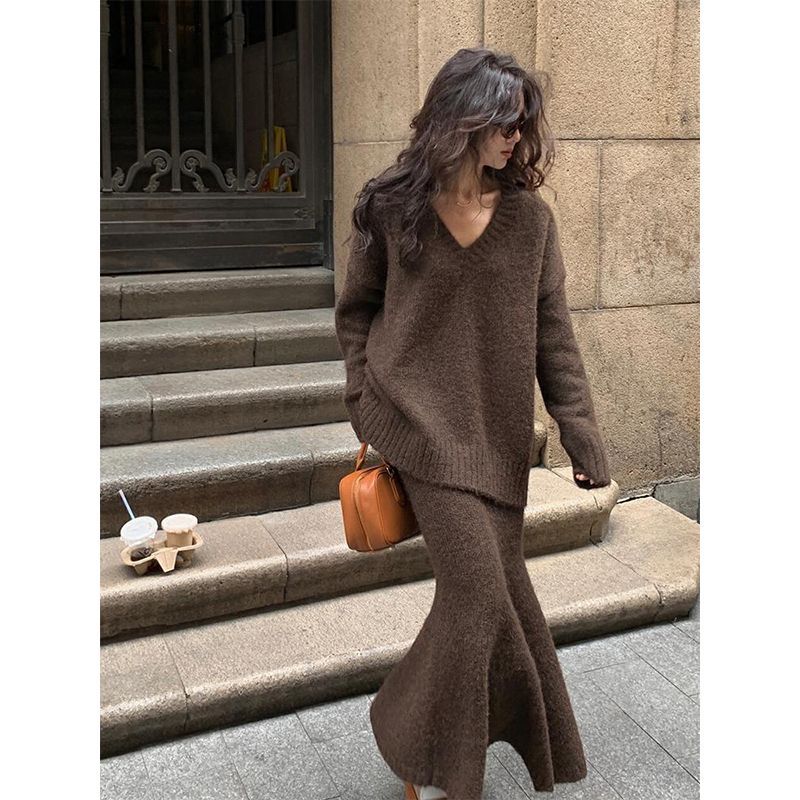 Lazy Style Kleid für Damen Herbst Winter V-Ausschnitt Pullover Strickpullover Top und Rock Mode Zweiteiliges Set_voghion.com