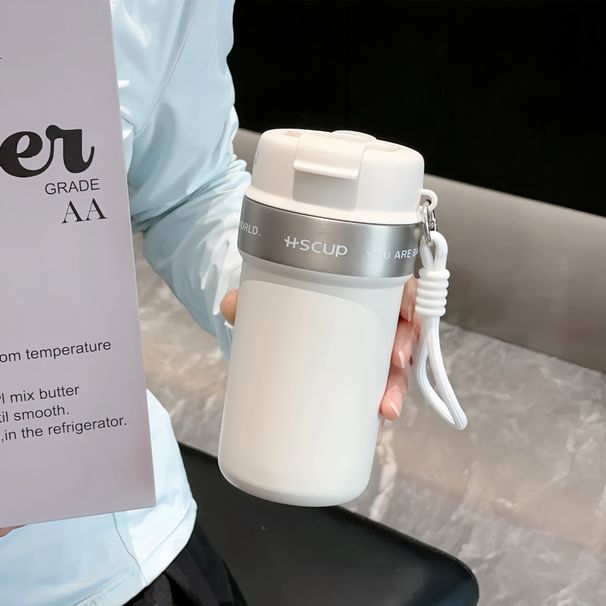 Bicchiere termico in acciaio inossidabile – Tazza da viaggio a prova di perdite da 550 ml con cannuccia, design moderno e minimalista per ufficio, palestra e regali_voghion.com