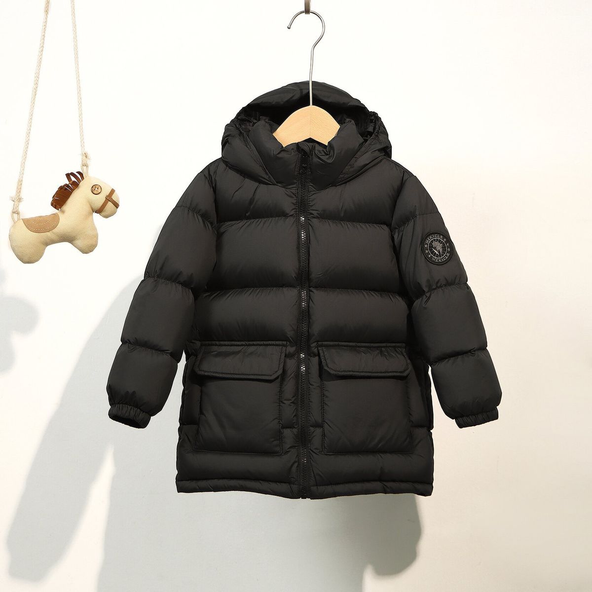 Boys Girls Winter Down Jacket With Hood, Thick Warm Long Parka Coat For Kids, Soft Lightweight Water-Resistant Outerwear (Black/Red/Navy)_voghion.com