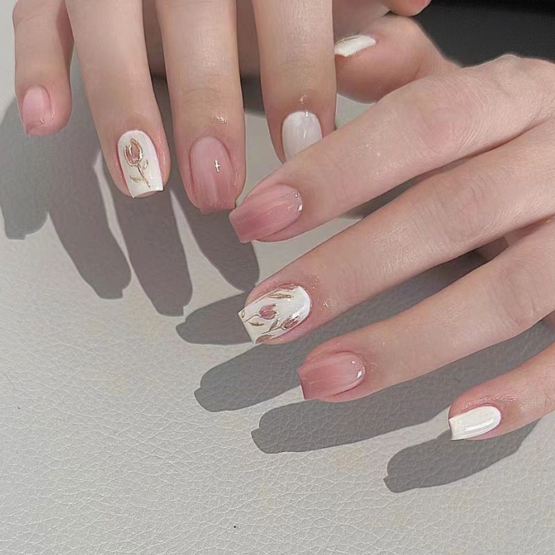 Korte ronde 24-delige kop kunstnagels Draagbaar bloemontwerp Nep-nageltips Afneembare ballerina Volledige dekkingspers_voghion.com