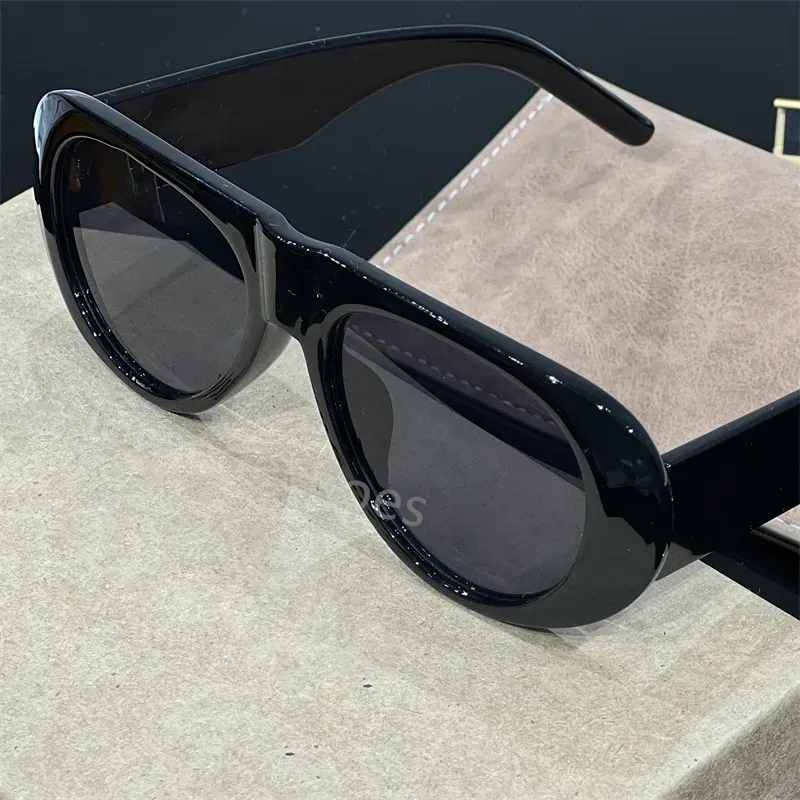 Designer Fraen Topqualitéit fir Dammen Vollformatbrëller Eenzegaarteg Sonnebrëller Anti-Stralung Schutz Aen_voghion.com