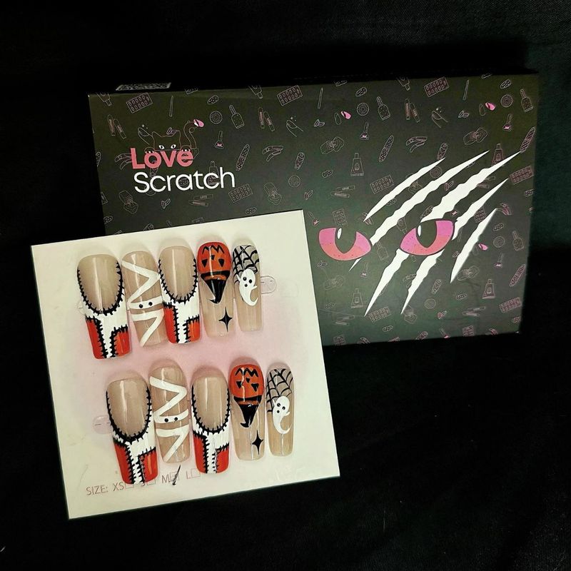 Love Scratch Orange Extra Long Hand-painted Press-on Nails_voghion.com