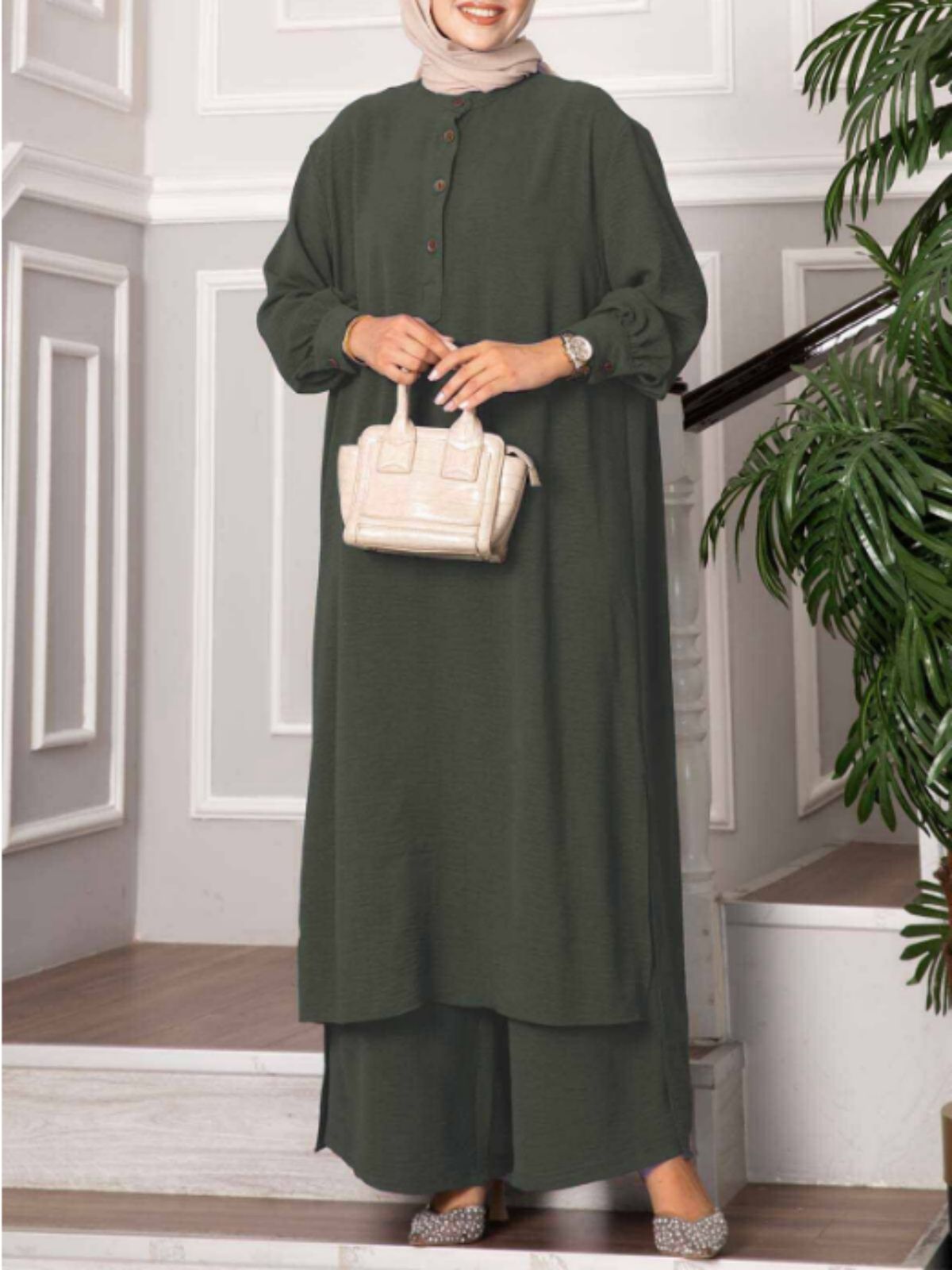 Großhandel: Asymmetrisches muslimisches Maxikleid – Knopfdetail und Glockenärmel | Schlichtes, locker sitzendes Lagenkleid (Armeegrün und Khaki)_voghion.com