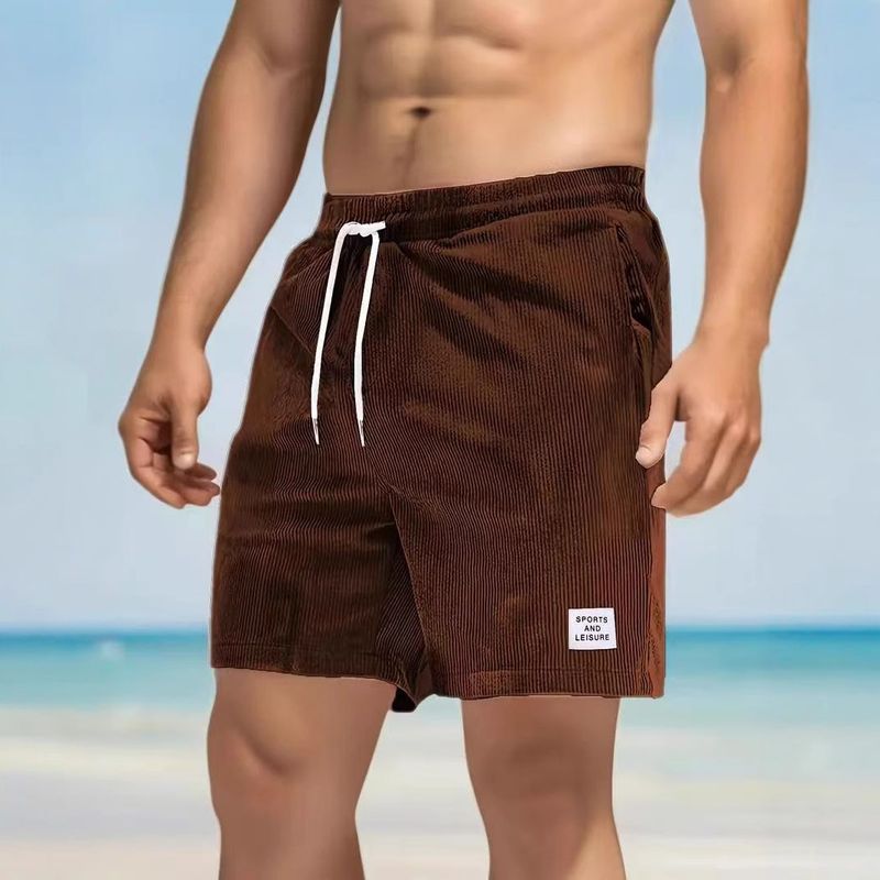Vêtements pour hommes OOTD Pantalon taille haute Short d'été en velours côtelé Pantalon de plage mi-long pour hommes_voghion.com