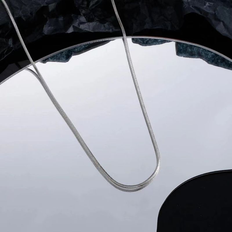 Titanium Steel Non-Fading Thick Cuban Necklace For Women Trendy Ins Style Street Hip-Hop Sweatshirt Chain Accessory_voghion.com
