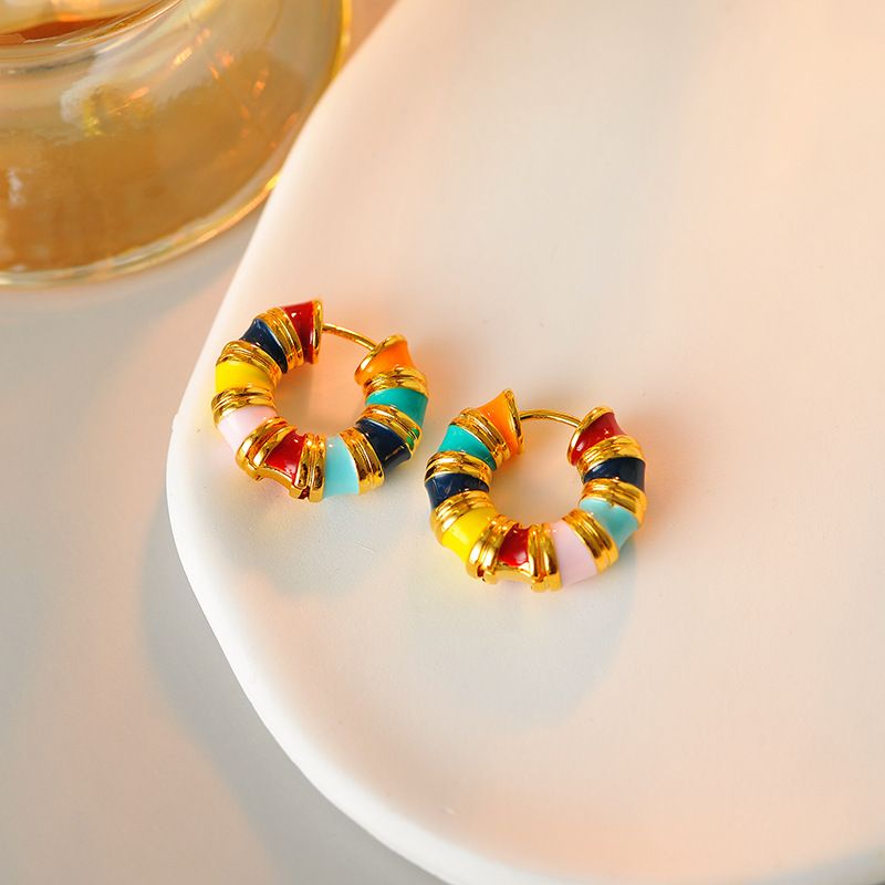 Frauen Ohrringe Emaille Ohrringe INS Neue Bunte Öl Tropfen Nische Design Modische Persönlichkeit Macaron Ohrringe Schmuck_voghion.com