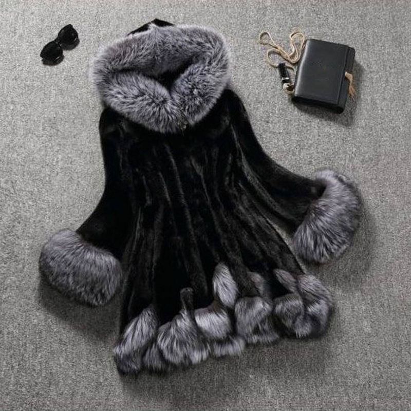 Women's coat medium length hooded fox fur fur mink coat_voghion.com