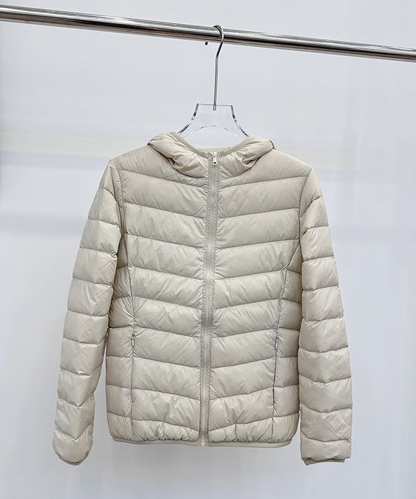 Mädchen-Rippstrickjacke für Damen, kurz und leicht, Winter 2025, neue dicke weiße Entendaunen-Freizeit-Sportjacke mit Kapuze_voghion.com