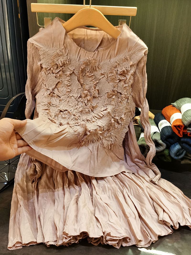 Women's Clothing High Grade Handmade Pile Flower Pleated Top Skirt Two Piece Suit Temperament Fashion Suit Female Autumn New Style_voghion.com