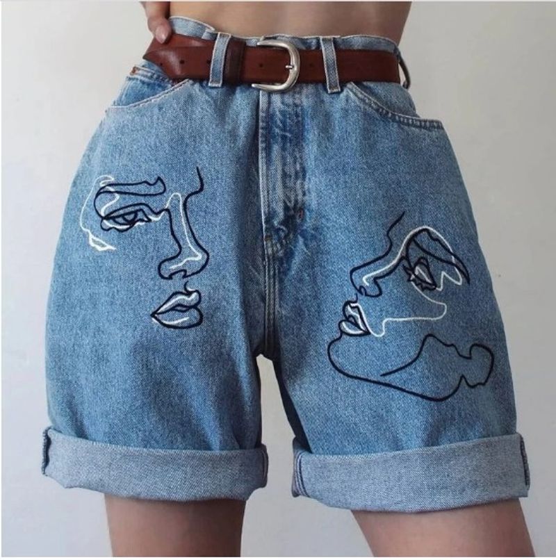 Damenbekleidung ins Internet Celebrity Jeansshorts mit schmalem Saum Süße lässige Shorts Boyfriendjeans_voghion.com