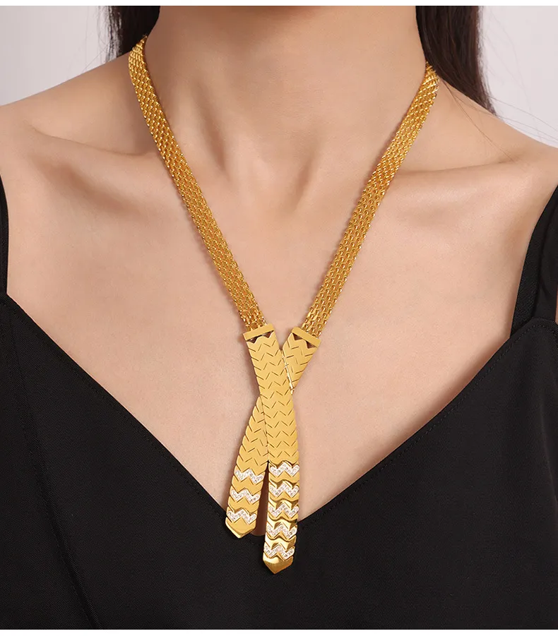 New Niche Design Fashionable Personality Titanium Steel Plated Dia Cross Pendant Necklace Jewelry_voghion.com