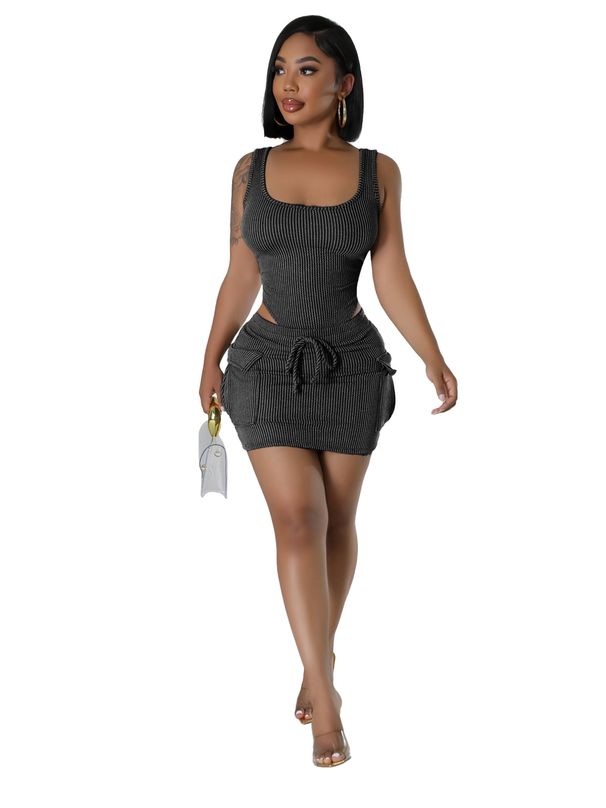 Damenbekleidung Super elastischer verdrehter Streifen-Jumpsuit Arbeitstasche Kurzer Rock-Set_voghion.com