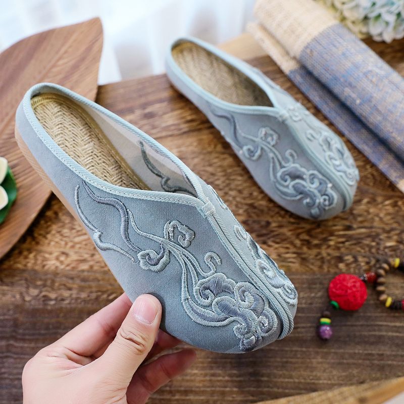 Slip Made Of Linen Fabric With Three-dimensional Relief Embroidery, Summer Women's Cloth Shoes For Wearing Cool_voghion.com