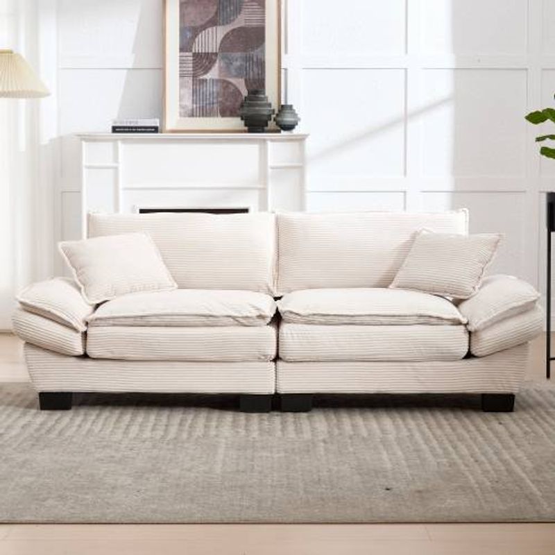 Un sofá doble sencillo con una cama de muelles, con espacio suficiente para una almohada, es acogedor, pero espacioso y espacioso en la sala de estar, el dormitorio o la oficina._voghion.com