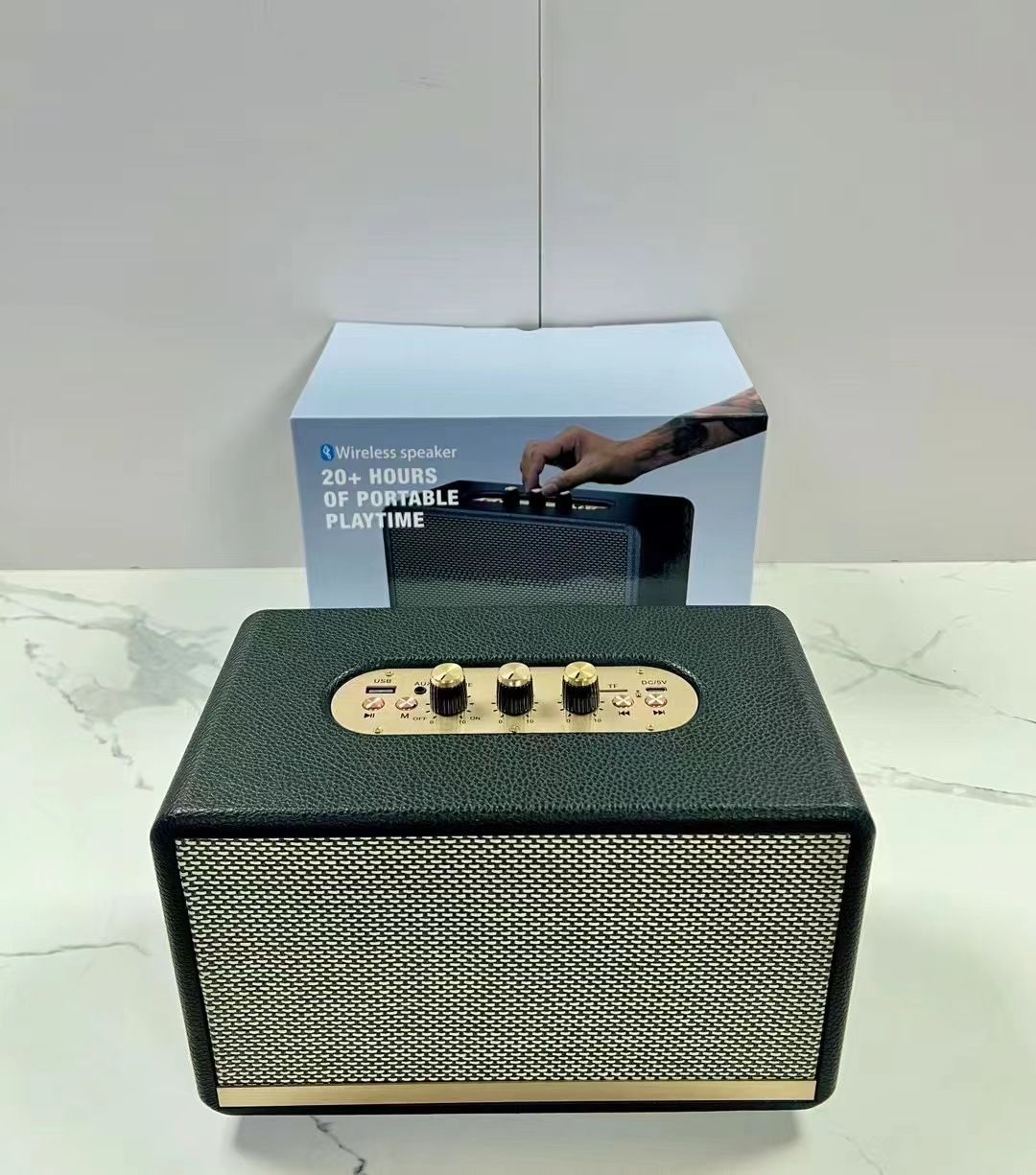 Bezdrátový venkovní vysoce hlasitý nový vysoce výkonný přenosný domácí stolní Bluetooth reproduktor M18_voghion.com