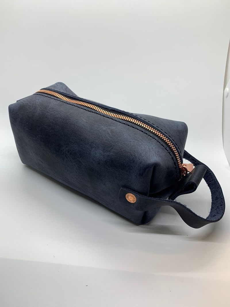 Leather Dopp Kit_voghion.com