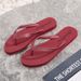 2024 Sommer Neue Einfache Damen Flip-Flops im Koreanischen Stil Flache, rutschfeste Zehenstegsandalen Strandschuhe_voghion.com