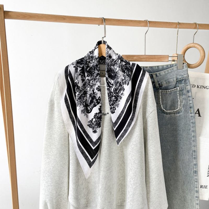 Nuova sciarpa quadrata piccola da donna da 70 cm, sciarpa in cotone con motivo a spina di pesce forestale bianco e nero_voghion.com