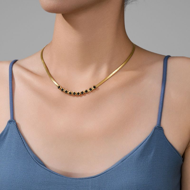 Titanium steel necklace with multiple zircons that does not fade female literary retro stainless steel jewelry, high end, light luxury and simplicity_voghion.com