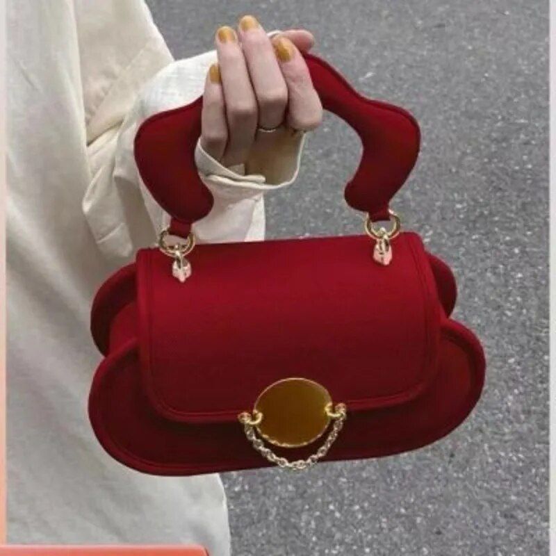 Red Bride Wedding Handheld for Women  New High end Texture Small Stand One Shoulder Crossbody Saddle Bag_voghion.com