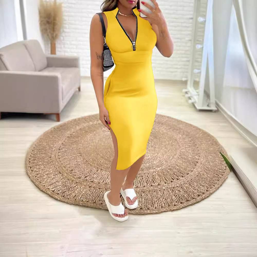 Gonna casual attillata con spacco e tasca obliqua con cerniera tinta unita da donna_voghion.com