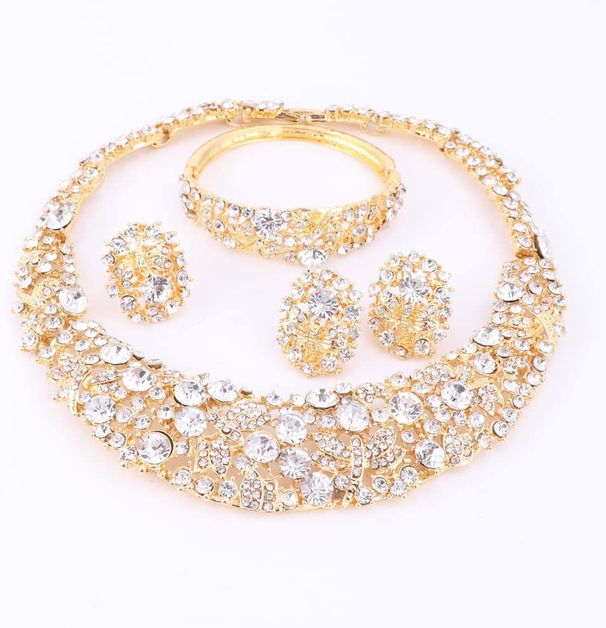 Aafrika helmed Kullatud Säravad Lilled Kristallidest Kaelakee Kõrvarõngad Käevõru Sõrmus Ehete Komplekt_voghion.com