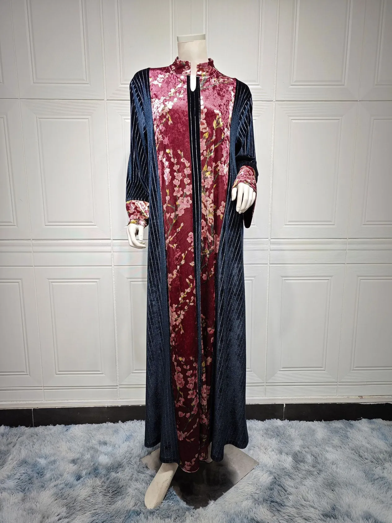 Muslim Arabian Dubai Golden Velvet Jacquard Temperament Evening Dress Retro Fashion Jalabia Women's Clothing_voghion.com