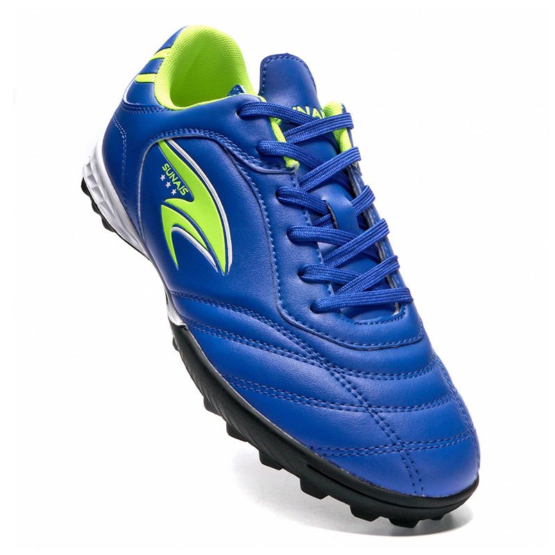 Lave fotballsko Herretreningssko Høykvalitets fotballsko med brukne negler_voghion.com