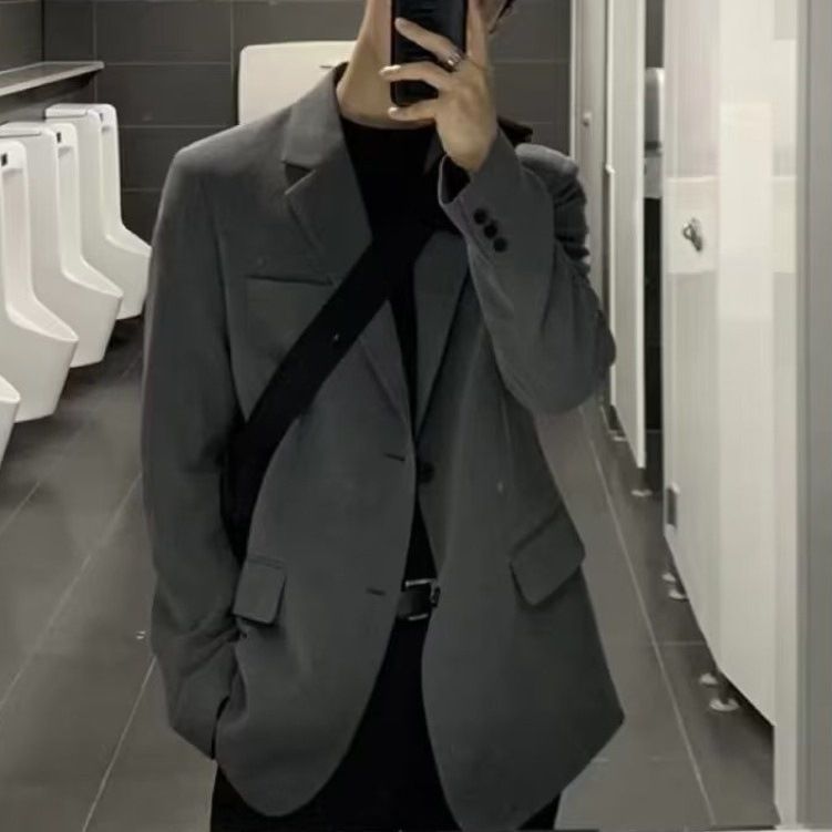 Giacca casual piccola per uomo, giacca da abito alla moda coreano Dongdaemun, top singolo nero largo autunnale_voghion.com
