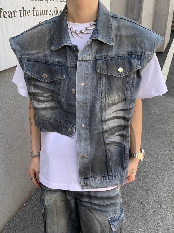 Men's Clothing Summer And Autumn Gradient Color Washed Design Retro Distressed Denim Vest Jacket Pleated Textured Sleeveless Jacket_voghion.com