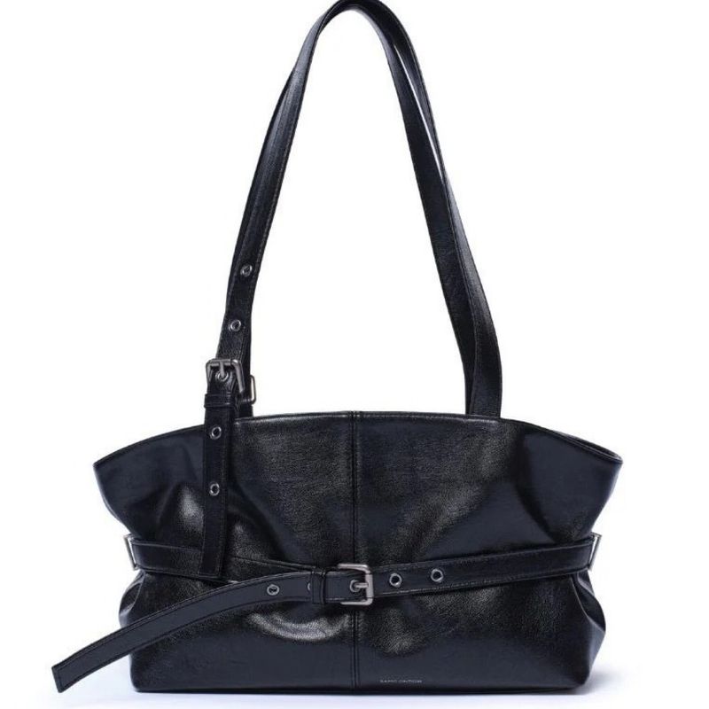 Korean Niche Shoulder Commuting Large Underarm Black Motorcycle Bag Fashionable Versatile Leisure Daily 2025 Spring And Summer New Simple_voghion.com