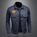 Giacca in denim con tasca applicata blu scuro, stile CT 2025, da uomo, QT5027/D9914_voghion.com