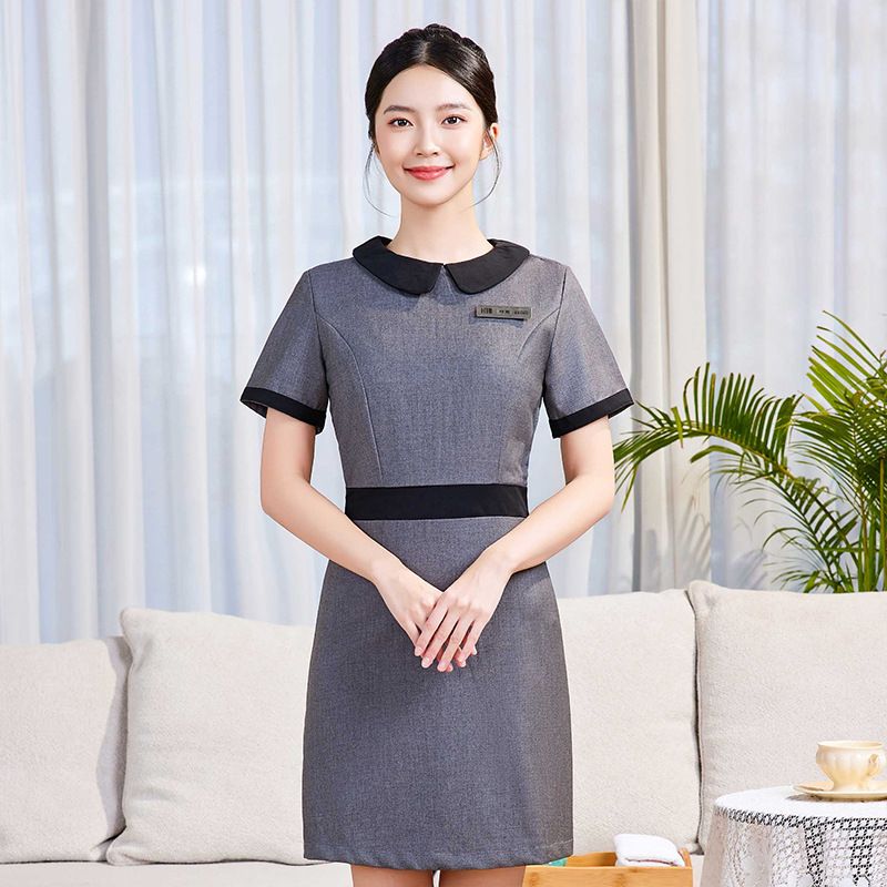 Lyxigt hälsocenter Salong Kosmetolog Kvinna Grå Nagelkonst Skönhet Ögonfrans Tatuering Broderi Tekniker Klänning_voghion.com