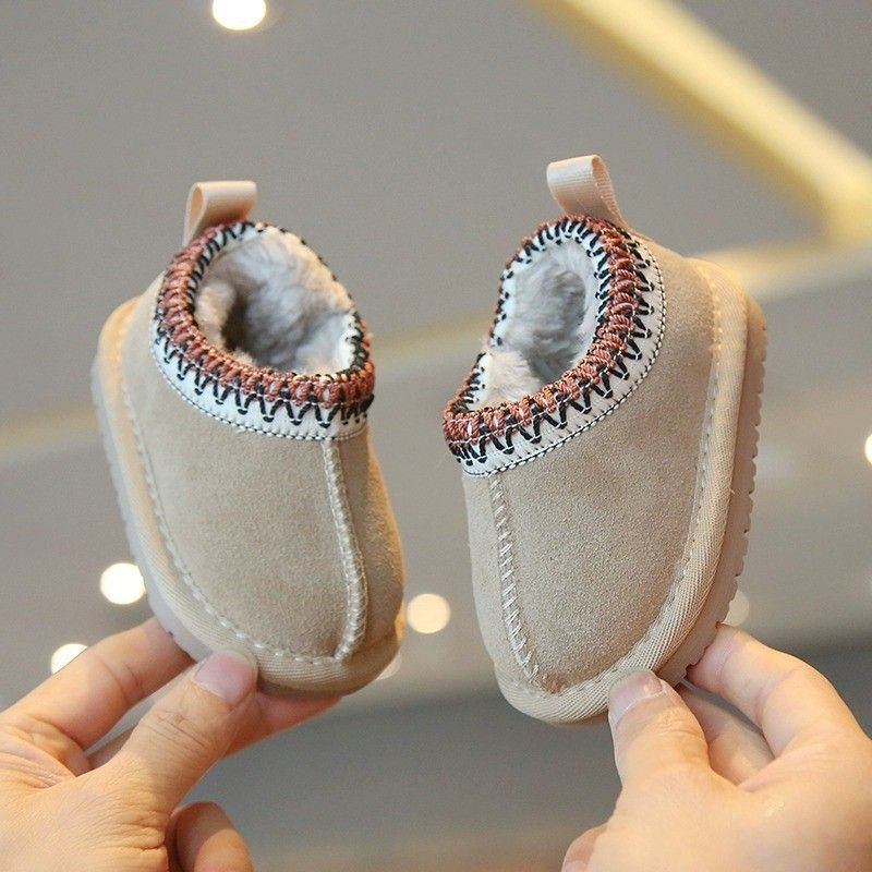 Unisex-Kinder-Winterstiefel – Warme, mit Fleece gefütterte, halbhohe Schuhe mit Klettverschluss (Schwarz/Hellbraun/Creme, Größen 15–27, rutschfeste Gummisohle)_voghion.com