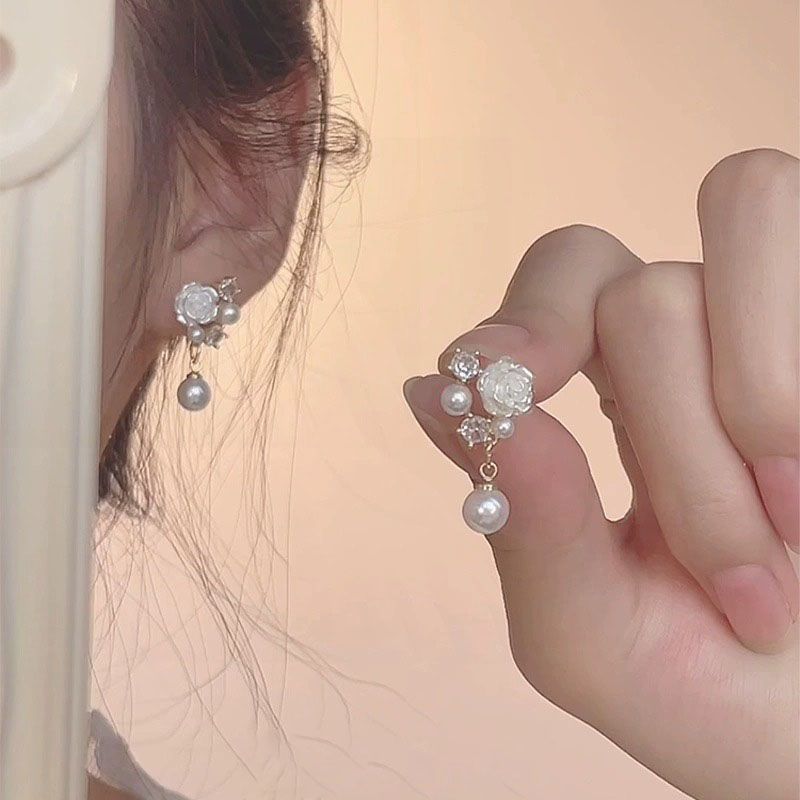 Orecchini a clip con camelia bianca, orecchini in argento puro, senza piercing, piccola perla profumata, zirconia, piccolo ciondolo, sensazione di alta qualità_voghion.com