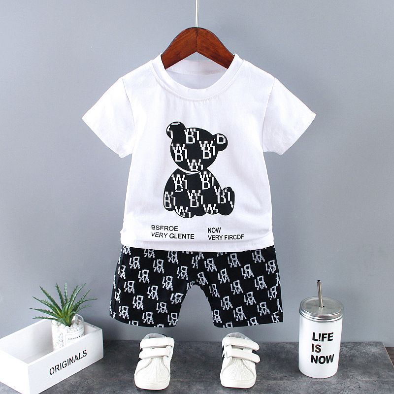 Mãe e crianças bebê menino verão terno novo estilo infantil roupas infantis pequeno menino verão em torno do pescoço impresso manga curta terno de duas peças atacado_voghion.com