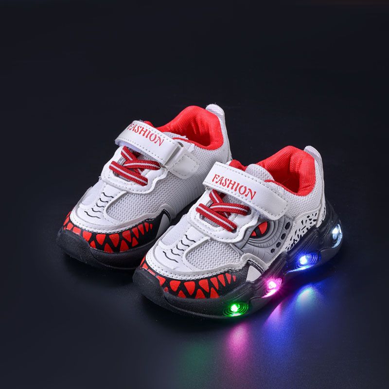 Frühling und Herbst neue Kindersportschuhe Lederoberfläche LED leuchtende Klassenkameraden 1-6 Jahre alten Jungen Sport und Freizeit Klassenkameraden_voghion.com