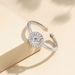 Anello da donna con cerchio geometrico e zircone a forma di cuore, fascia aperta regolabile in argento sterling 925, design elegante e minimalista_voghion.com