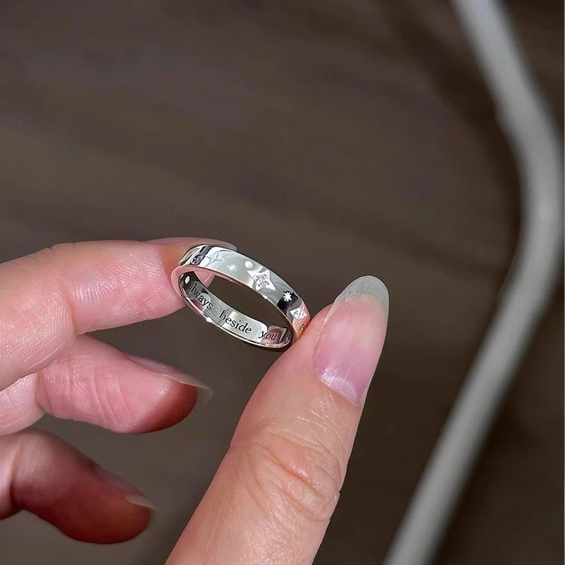 Quattro punte per donna, design di nicchia, lusso leggero, sensazione di alta qualità, squisito, versatile, semplice, micro pavé luminoso_voghion.com