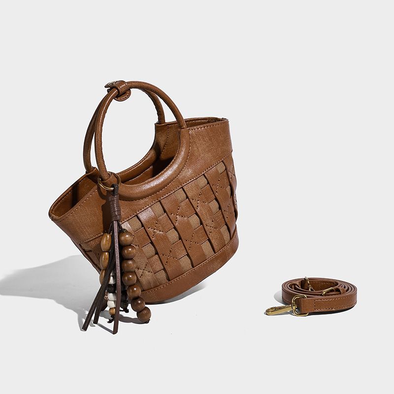 Retro-inspired Woven Niche Design Bucket Bag 2025 Autumn New Arrival Vegetable Basket Aesthetic Versatile Tote And Shoulder Bag_voghion.com