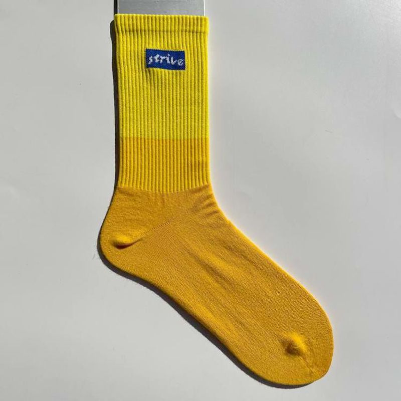2025d Trendy INS Internet Celebrity Unisex Versatile Mid-Calf College Style Street Skateboard Color-Block Long Cotton Socks_voghion.com