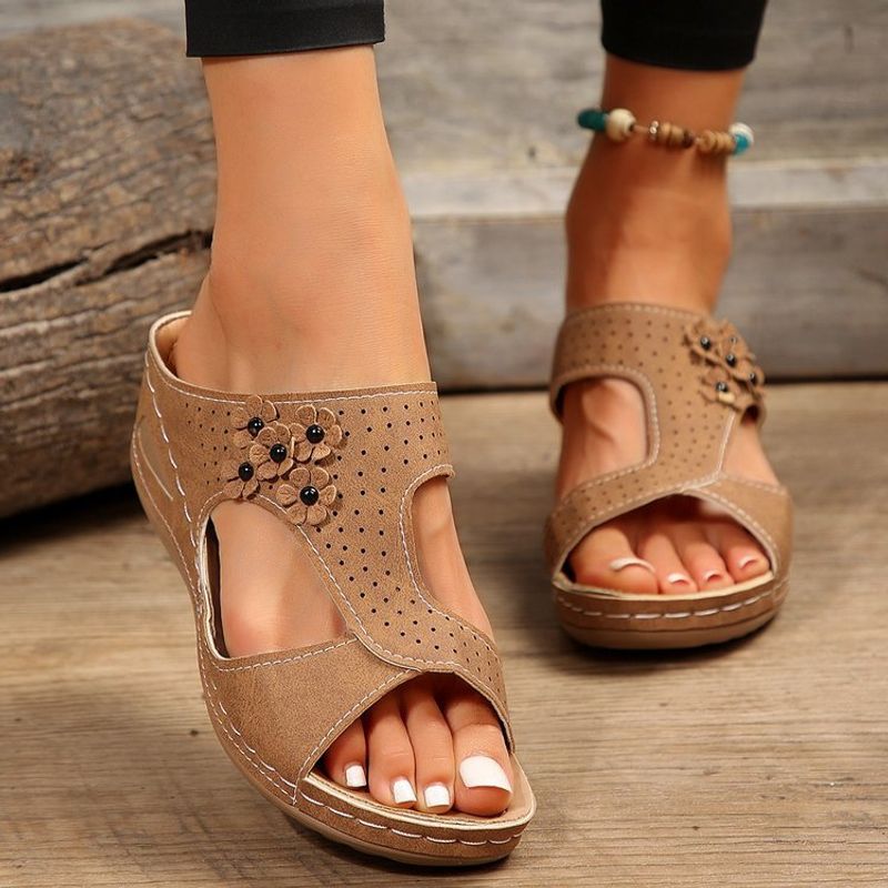Dammode bekväma casual kilklackar bär sandaler utanför stranden_voghion.com