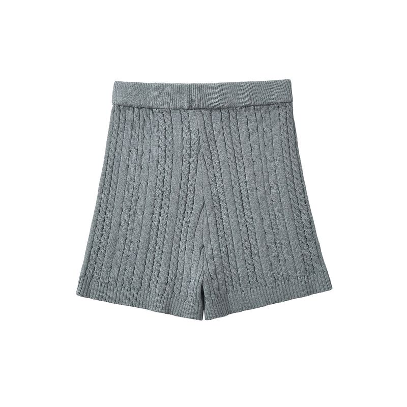 2025 Spring And Autumn New Women's Style Solid Color Hooded Versatile Long Sleeve Sweater + Knitted Shorts Set_voghion.com