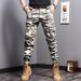 Heren camouflage cargobroek - Slim fit militaire utility-broek met trekkoord in de taille (bos/woestijncamouflage) | Streetwear & tactische stijl_voghion.com