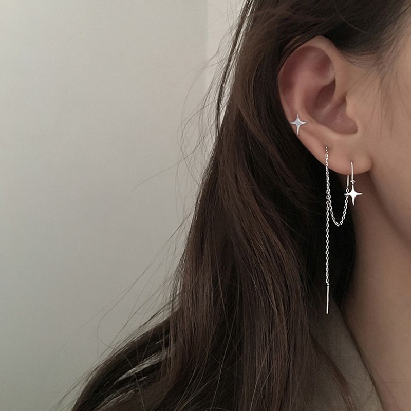 Simple et brillant - Chaîne à pompon longue en forme d'œillet en forme d'étoile, boucles d'oreilles perforées géométriques, bijoux de boucles d'oreilles, vente en gros de_voghion.com