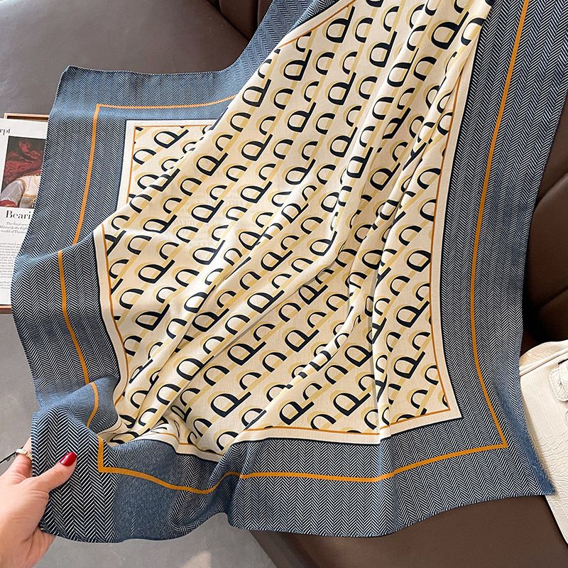 Foulard décoratif en coton et chanvre pour femmes, écharpe polyvalente, avec lettres de tempérament, 90 carrés, sensation de main, pour le cou, nouvelle collection 2024_voghion.com