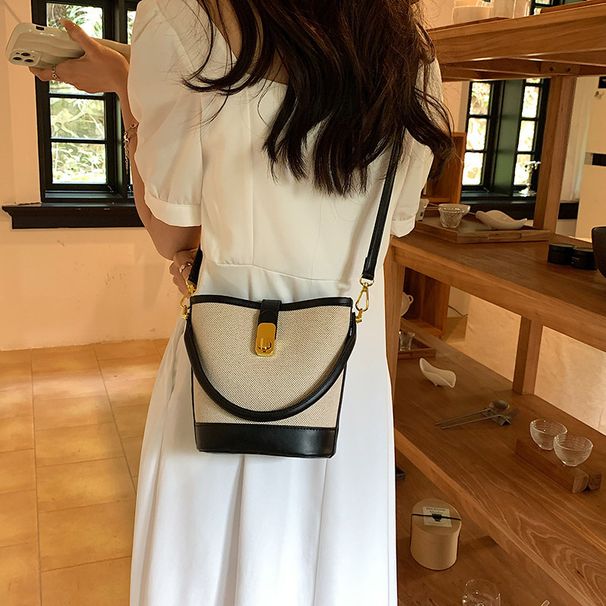 This Year's Super Popular Niche 2023 New Women's Summer Foreign Style Versatile Crossbody Portable Bucket Bag_voghion.com