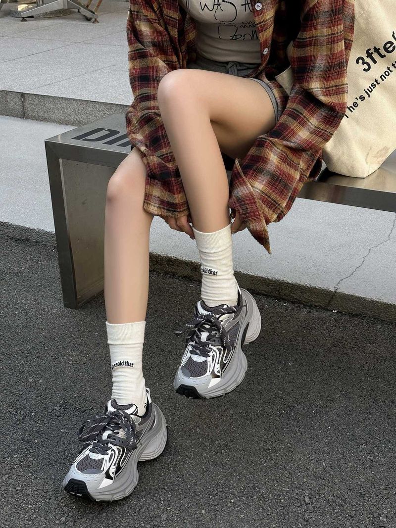 RenMou Paris Dad Women's 2025 New Thick Soled Sponge Cake Show Off Small Sneakers Casual Shoes Trendy Exclusive Supply_voghion.com