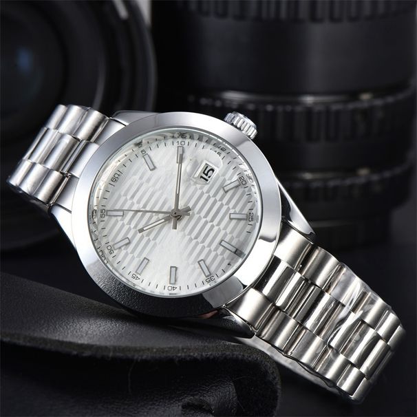 2025 Nuovo orologio da uomo Top Luxury Orologio automatico da uomo Orologio automatico con data Cronografo in lega Specchio Orologio classico_voghion.com