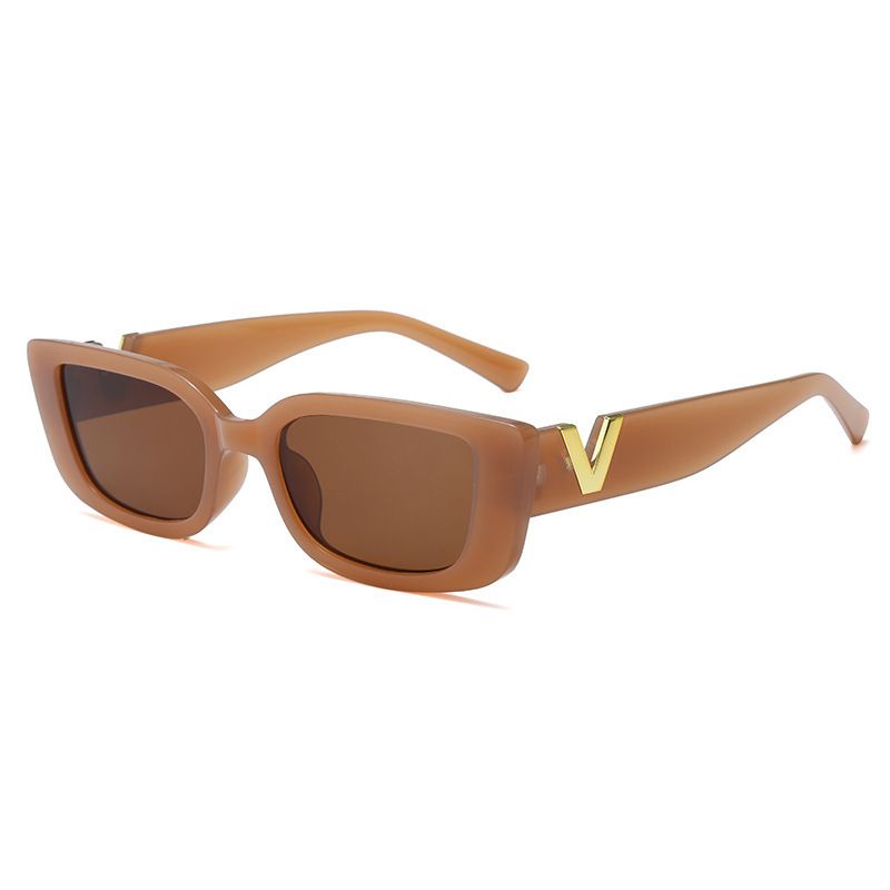 Małe kwadratowe okulary przeciwsłoneczne modne okulary hipsterskie UV400 dla kobiet lekkie okulary retro modne z cienką metalową ramką_voghion.com